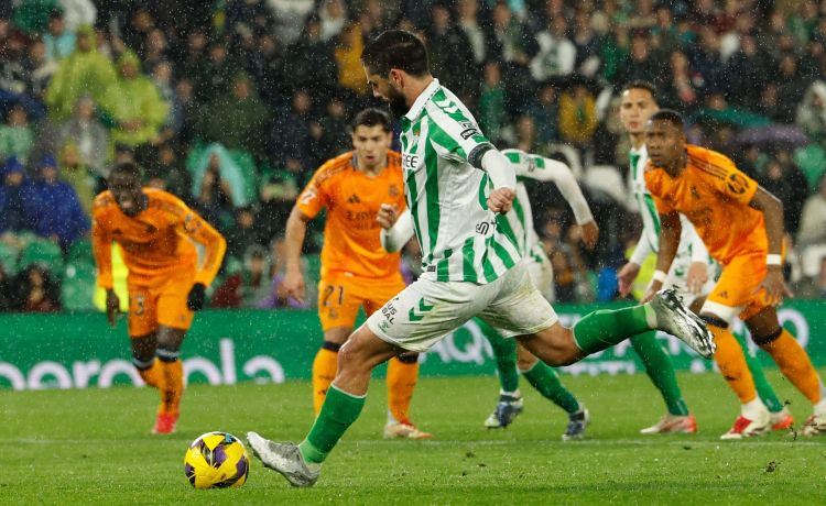 Equilibrio en los Betis-Real Madrid disputados en Sevilla Equilibrio en los Betis-Real Madrid disputados en Sevilla