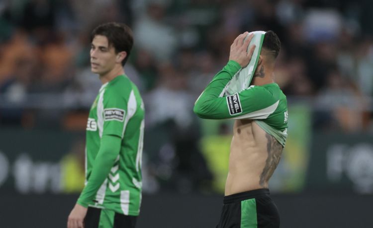 Apelación desestima el recurso del Betis por la roja a Antony y solicita la suspensión cautelar al TAD Apelación desestima el recurso del Betis por la roja a Antony y solicita la suspensión cautelar al TAD