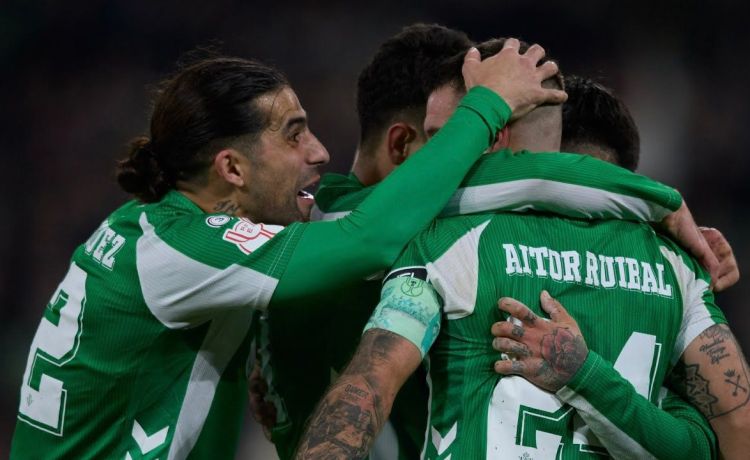 El sorteo de los cuartos de final de la Copa del Rey, en directo: el Atlético de Madrid, rival del Betis El sorteo de los cuartos de final de la Copa del Rey, en directo: el Atlético de Madrid, rival del Betis