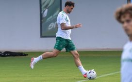 Pellegrini confirma la asistencia de Parrot en la convocatoria: «Está preparado para jugar» Pellegrini confirma la asistencia de Parrot en la convocatoria: «Está preparado para jugar»