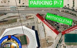 La Policía Local de Santiponce enseña a los aficionados del Betis dónde aparcar la moto sin ser multados junto al estadio de la Cartuja La Policía Local de Santiponce enseña a los aficionados del Betis dónde aparcar la moto sin ser multados junto al estadio de la Cartuja