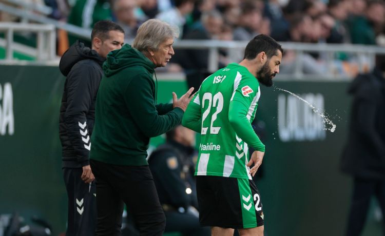 En vídeo y con detalle: Así fue el regreso de Isco Alarcón con el Betis tres meses después En vídeo y con detalle: Así fue el regreso de Isco Alarcón con el Betis tres meses después