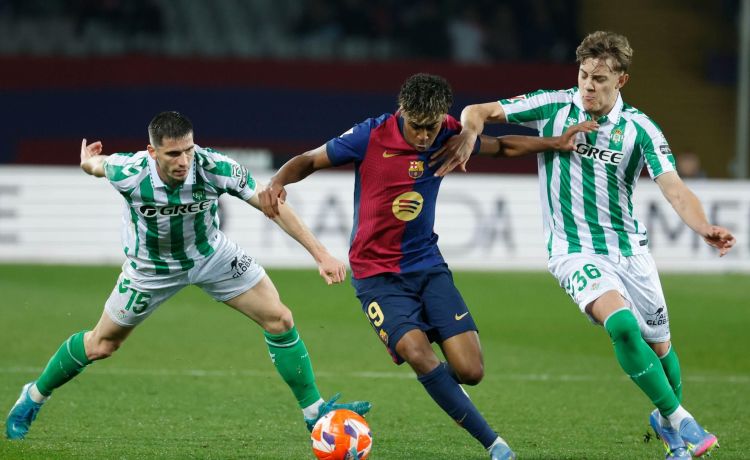 Betis: Revolución casi total en el costado izquierdo Betis: Revolución casi total en el costado izquierdo