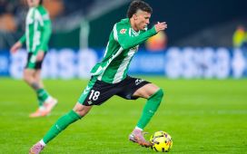 El Betis buscará salida a Nelson Deossa este verano y espera recuperar la inversión; tres equipos tras sus pasos El Betis buscará salida a Nelson Deossa este verano y espera recuperar la inversión; tres equipos tras sus pasos