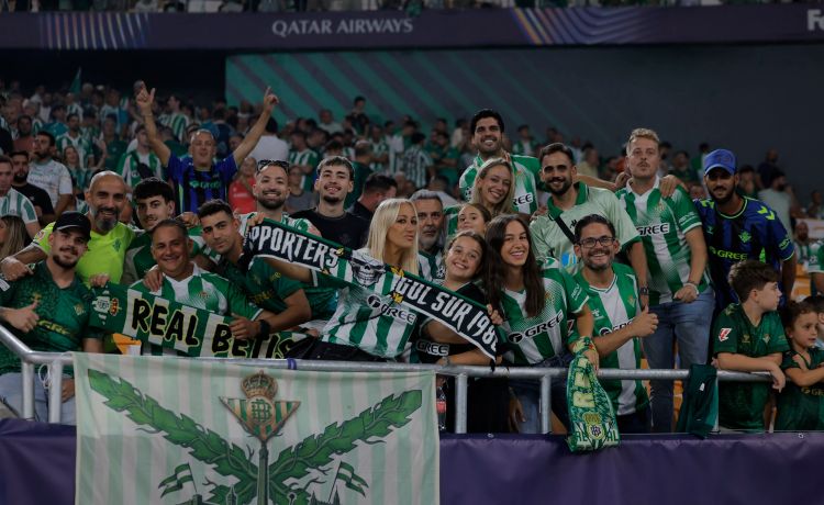 Búscate en las fotos del Betis – Oporto Búscate en las fotos del Betis – Oporto