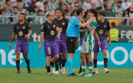 Héctor Bellerín: «El trabajo del árbitro es difícil y no hay que responsabilizarlo del resultado» Héctor Bellerín: «El trabajo del árbitro es difícil y no hay que responsabilizarlo del resultado»