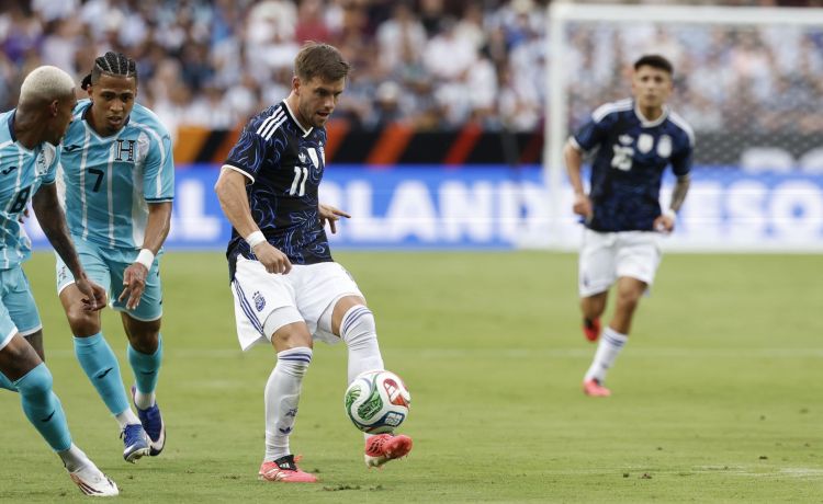 Lo Celso juega una hora con Argentina antes del Mundial Lo Celso juega una hora con Argentina antes del Mundial