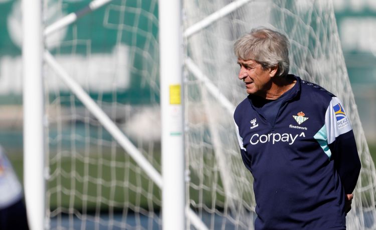 Betis: Sin refuerzos clave y situación que obliga a la valentía Betis: Sin refuerzos clave y situación que obliga a la valentía