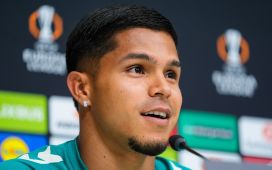 Cucho Hernández y su historia: «Mi infancia fue un poco complicada en el tema de la violencia y de las drogas, porque crecí rodeado de esto» Cucho Hernández y su historia: «Mi infancia fue un poco complicada en el tema de la violencia y de las drogas, porque crecí rodeado de esto»