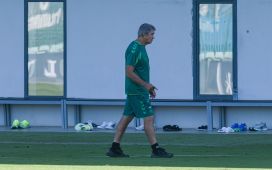 Pellegrini marca la senda del Betis ante el Barcelona: «Hay que hacer un partido completo» Pellegrini marca la senda del Betis ante el Barcelona: «Hay que hacer un partido completo»