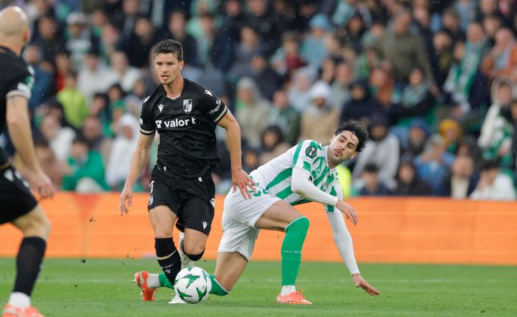 Así jugaron los futbolistas del Betis ante el Vitoria Guimaraes Así jugaron los futbolistas del Betis ante el Vitoria Guimaraes