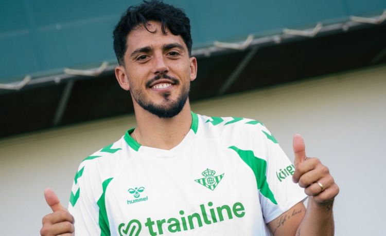 Echa a rodar el Betis 26/27: las primeras imágenes de las pruebas médicas Echa a rodar el Betis 26/27: las primeras imágenes de las pruebas médicas