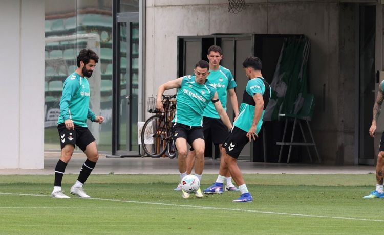 El Betis, prohibido relajarse ante el Oviedo El Betis, prohibido relajarse ante el Oviedo