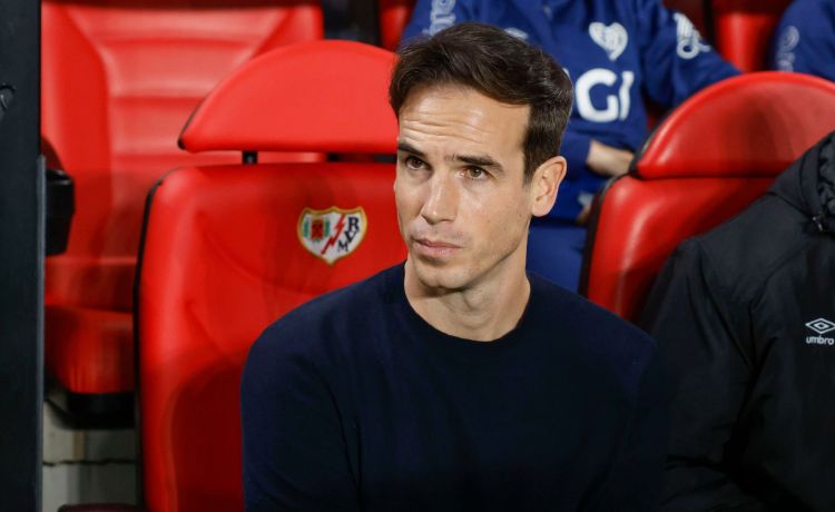 Iñigo Pérez: «Pellegrini es un buen técnico que se adapta a sus jugadores y al rival» Iñigo Pérez: «Pellegrini es un buen técnico que se adapta a sus jugadores y al rival»