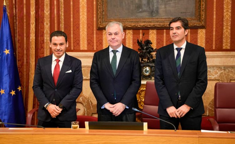 Sevilla y Betis se unen a la campaña del Ayuntamiento contra el acoso escolar en la antesala del derbi Sevilla y Betis se unen a la campaña del Ayuntamiento contra el acoso escolar en la antesala del derbi