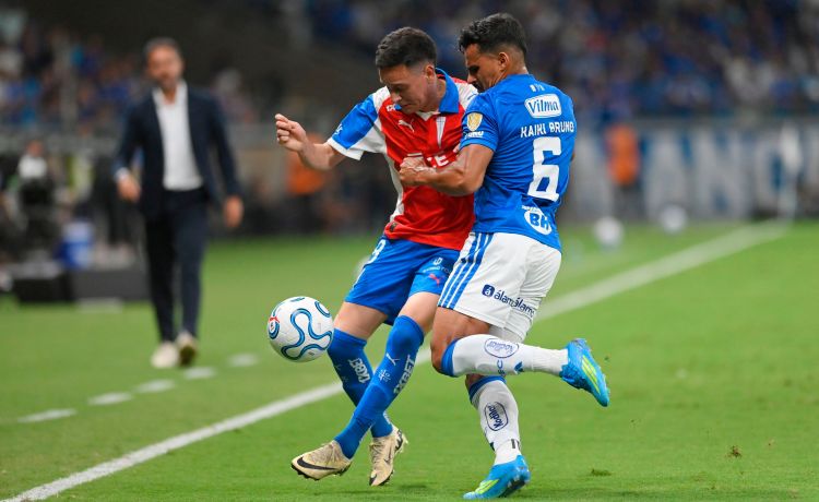 Kaiki Bruno y un ‘9’, las prioridades del Betis Kaiki Bruno y un ‘9’, las prioridades del Betis