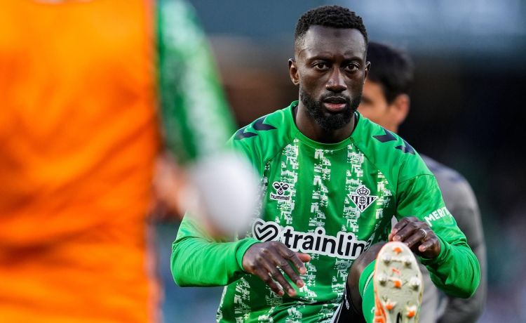 El Betis, rumbo a cerrar dos ventas El Betis, rumbo a cerrar dos ventas