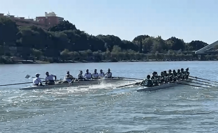 El Betis impone su hegemonía sobre el Sevilla en una regata femenina con fuerte polémica El Betis impone su hegemonía sobre el Sevilla en una regata femenina con fuerte polémica