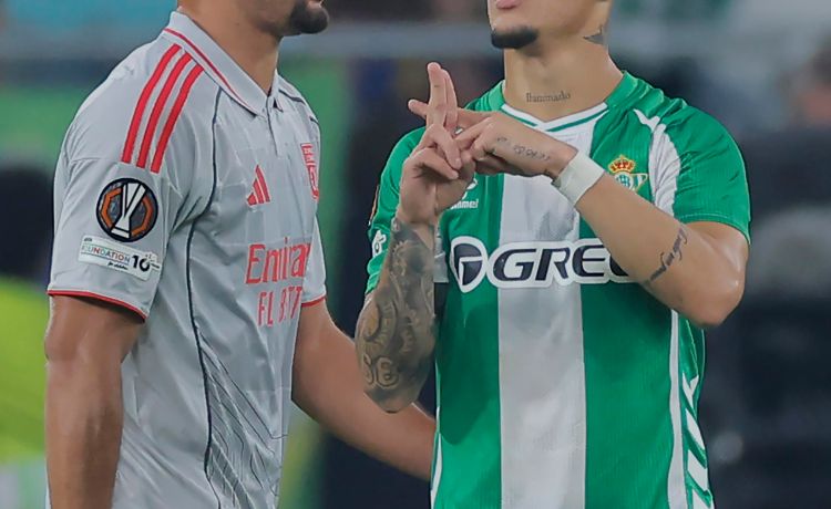 Otra muestra de solvencia del Betis para silenciar al Lyon Otra muestra de solvencia del Betis para silenciar al Lyon