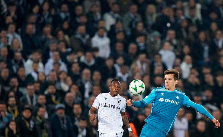 Betis: La gran virtud de empequeñecer al Vitoria Guimaraes Betis: La gran virtud de empequeñecer al Vitoria Guimaraes
