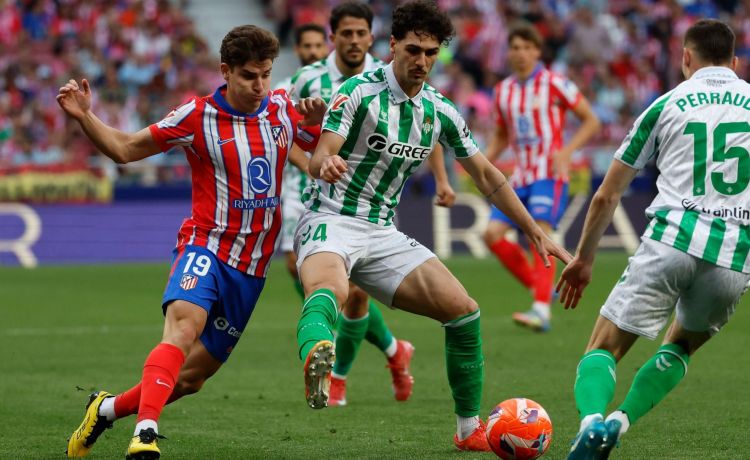 Así jugaron los futbolistas del Betis: el uno a uno ante el Atlético Así jugaron los futbolistas del Betis: el uno a uno ante el Atlético