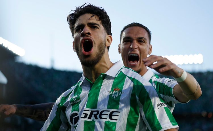Análisis del Betis 2-1 Fiorentina: Primer paso hacia el sueño de los béticos Análisis del Betis 2-1 Fiorentina: Primer paso hacia el sueño de los béticos
