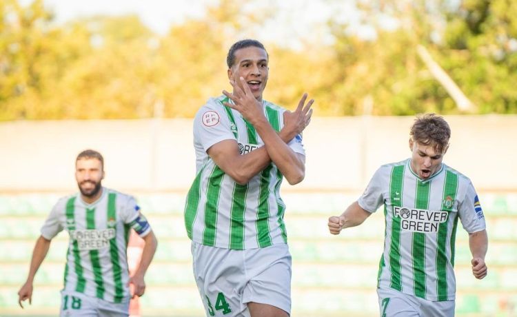 Oficial: Yanis Senhadji se marcha cedido al CD Tenerife con opción de compra Oficial: Yanis Senhadji se marcha cedido al CD Tenerife con opción de compra