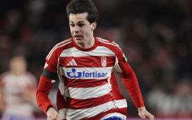 Así está el futuro de Gonzalo Petit en el Betis: la Liga Hypermotion llama a su puerta Así está el futuro de Gonzalo Petit en el Betis: la Liga Hypermotion llama a su puerta