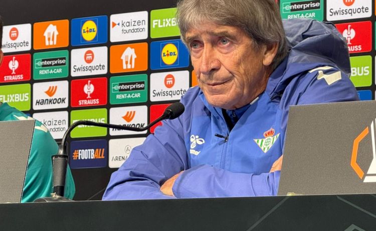 Pellegrini: «Este equipo tiene ambición y buscaremos la Champions por los dos caminos» Pellegrini: «Este equipo tiene ambición y buscaremos la Champions por los dos caminos»