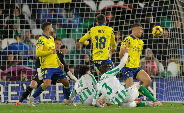 Diego Llorente, defiende y marca goles, ¿se puede pedir más? Diego Llorente, defiende y marca goles, ¿se puede pedir más?