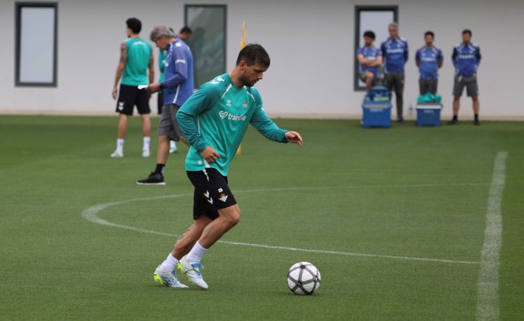 La lista de convocados del Betis para el partido ante Osasuna en El Sadar La lista de convocados del Betis para el partido ante Osasuna en El Sadar
