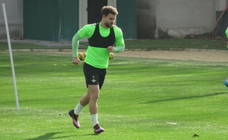 Vitor Roque, la ausencia en el Betis, que sube al goleador del filial Vitor Roque, la ausencia en el Betis, que sube al goleador del filial