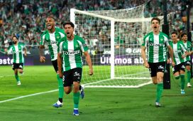 Fornals, quién si no, visa la Champions para el Betis 21 años después Fornals, quién si no, visa la Champions para el Betis 21 años después
