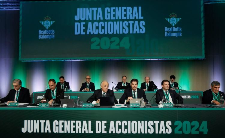 El Betis convoca su Junta General Ordinaria y Extraordinaria para el 16 de diciembre El Betis convoca su Junta General Ordinaria y Extraordinaria para el 16 de diciembre