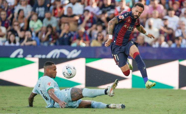 El Betis, de la pésima puesta en escena a una mejorable lectura de partido El Betis, de la pésima puesta en escena a una mejorable lectura de partido
