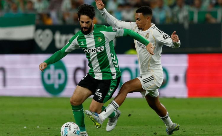 Isco, el mal fario de verdiblanco en forma de lesiones Isco, el mal fario de verdiblanco en forma de lesiones
