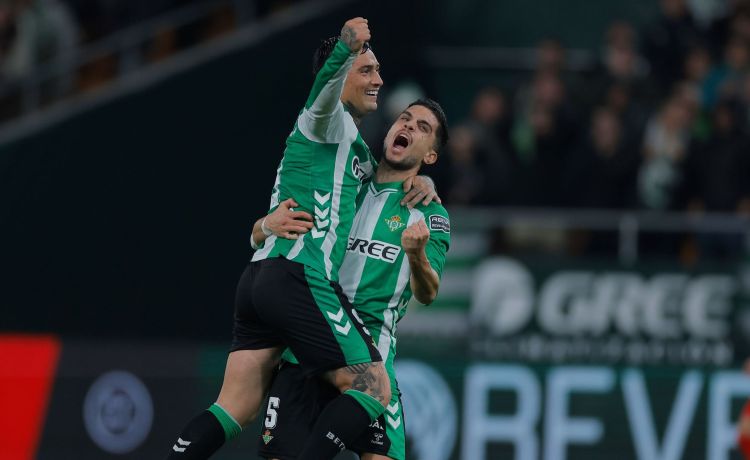 Alineación probable del Betis ante el Villarreal: ¿Lo Celso de nuevo al banquillo? Alineación probable del Betis ante el Villarreal: ¿Lo Celso de nuevo al banquillo?
