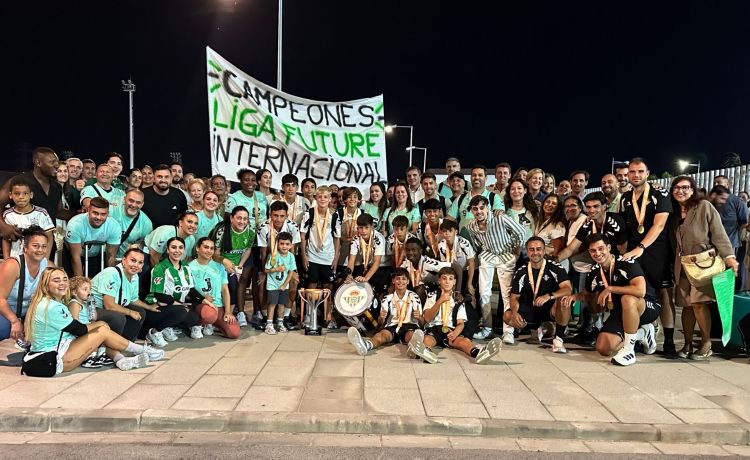 Miguel Calzado tras el éxito de cantera en LaLiga FC Futures: “Formamos personas con los valores del Real Betis y futuros profesionales” Miguel Calzado tras el éxito de cantera en LaLiga FC Futures: “Formamos personas con los valores del Real Betis y futuros profesionales”