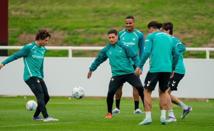 Betis: Los próximos movimientos de Manu Fajardo Betis: Los próximos movimientos de Manu Fajardo