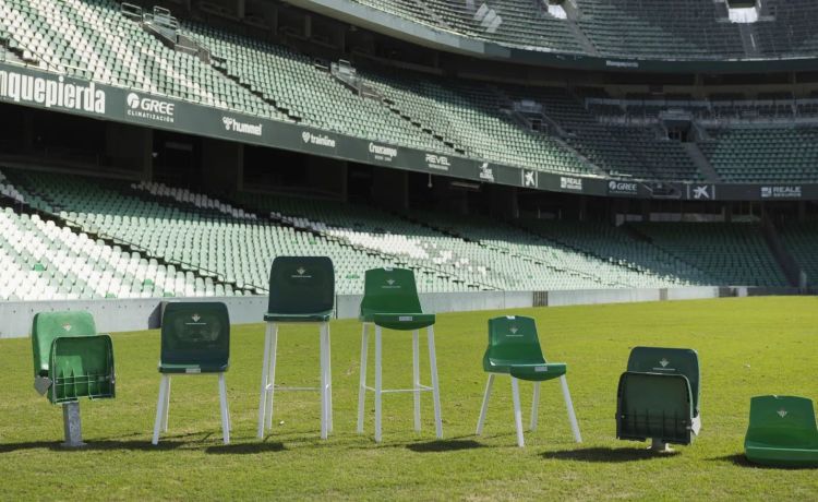 Los recuerdos del Villamarín: un trozo de red y asientos, desde 44,90 euros Los recuerdos del Villamarín: un trozo de red y asientos, desde 44,90 euros