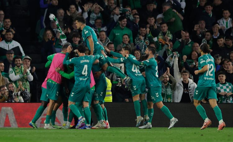 Sintonizando en una nueva afable frecuencia Sintonizando en una nueva afable frecuencia