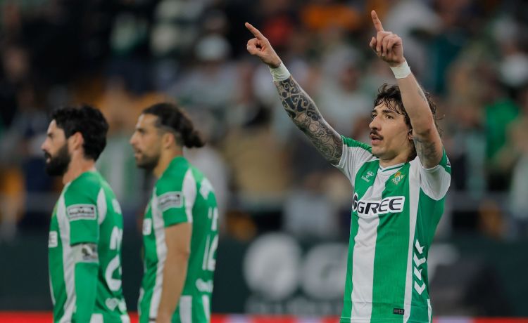 El Barça hace aún mejor el gol de Bellerín El Barça hace aún mejor el gol de Bellerín