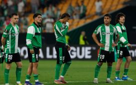 Betis, el fútbol no perdona Betis, el fútbol no perdona