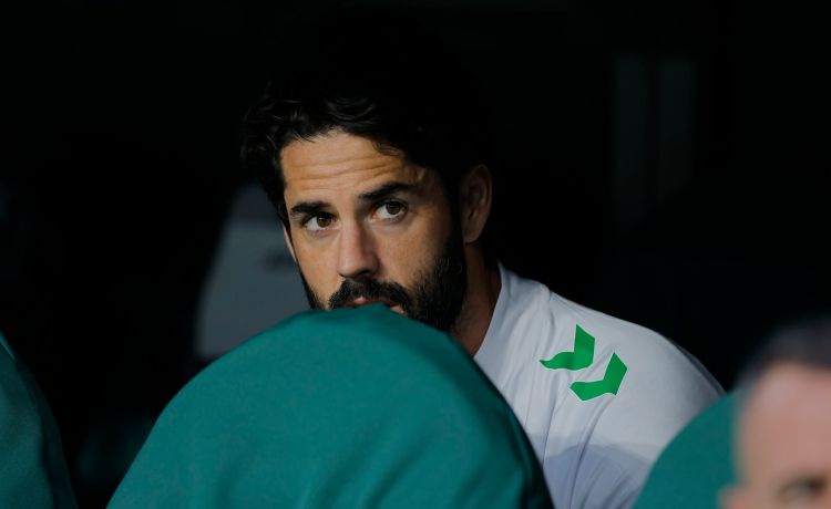 La imagen de Isco en la eliminación del Betis: nervios y tensión del capitán en su vuelta La imagen de Isco en la eliminación del Betis: nervios y tensión del capitán en su vuelta