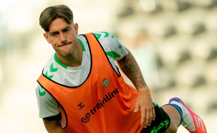 La operación salida se estanca en el Betis La operación salida se estanca en el Betis