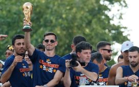 Fabián sobre el Balón de Oro: «¿Por qué no? He sido el jugador que más títulos ha ganado» Fabián sobre el Balón de Oro: «¿Por qué no? He sido el jugador que más títulos ha ganado»