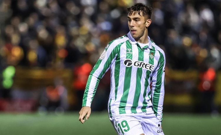 Oficial: Acuerdo entre Betis y Celta para la cesión de Iker Losada Oficial: Acuerdo entre Betis y Celta para la cesión de Iker Losada