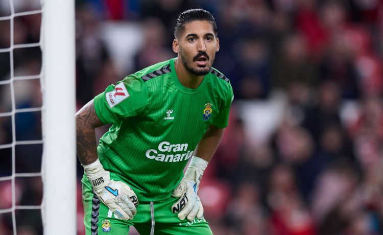 Álvaro Valles reconoce que no piensa en el Betis Álvaro Valles reconoce que no piensa en el Betis