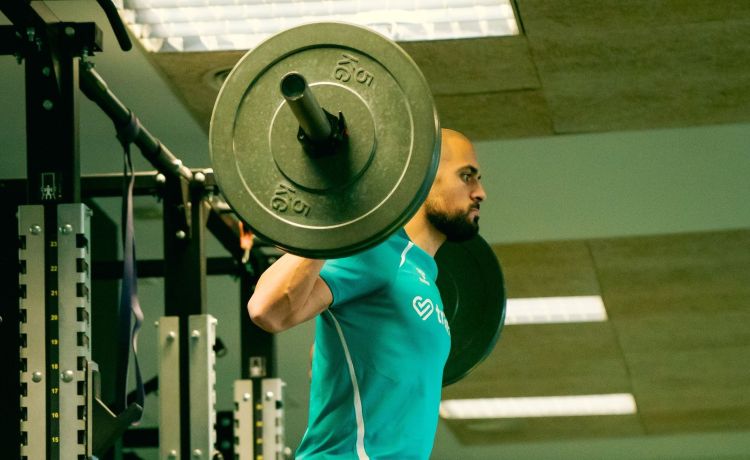 Amrabat: «No fue agradable ver que se dudara de mi compromiso» Amrabat: «No fue agradable ver que se dudara de mi compromiso»