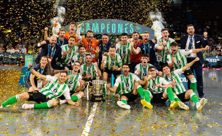 De tocar la gloria a una despedida definitiva: la breve vida del Betis Futsal De tocar la gloria a una despedida definitiva: la breve vida del Betis Futsal